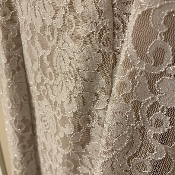 White Lace Two-Piece Set Size 1 Wedding Bride - Picture 6 of 10